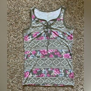 MEDIUM floral laced front tank top